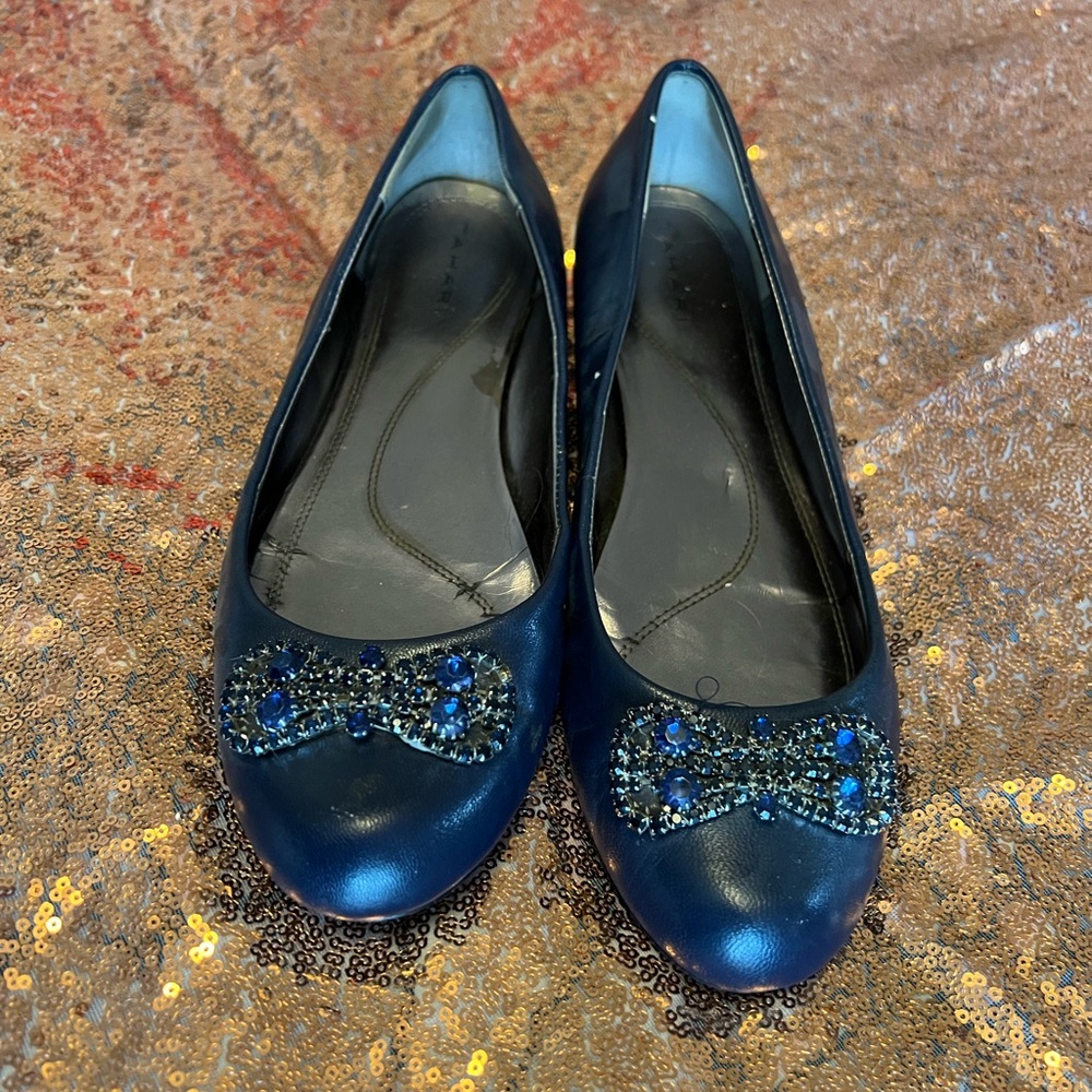 Navy Blue Jeweled Bow Keoni Tahari Flats, Size 9